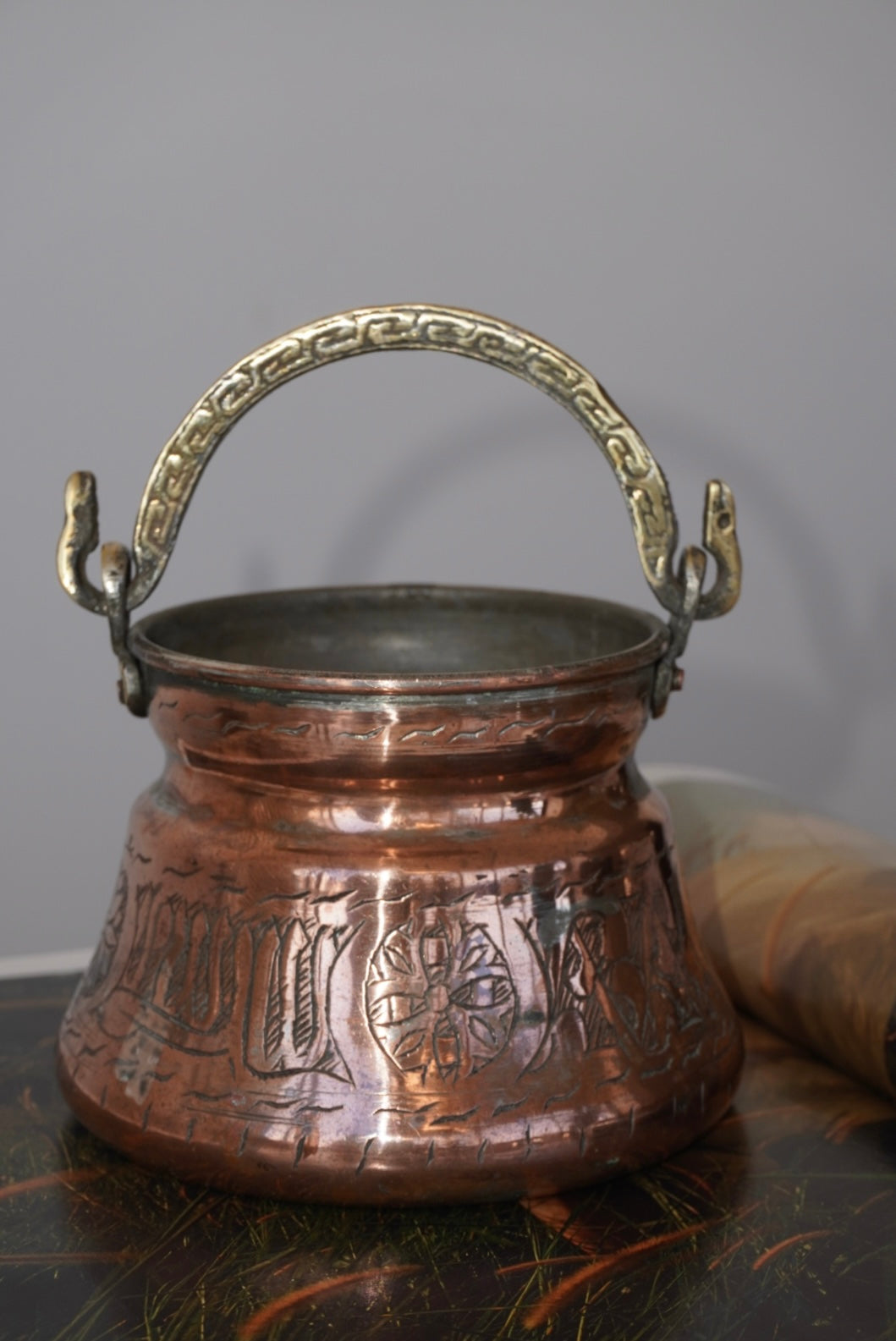 VOYAGE VINTAGE COPPER CAULDRON