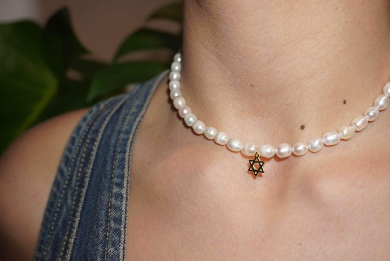 MAGEN DAVID NECKLACE